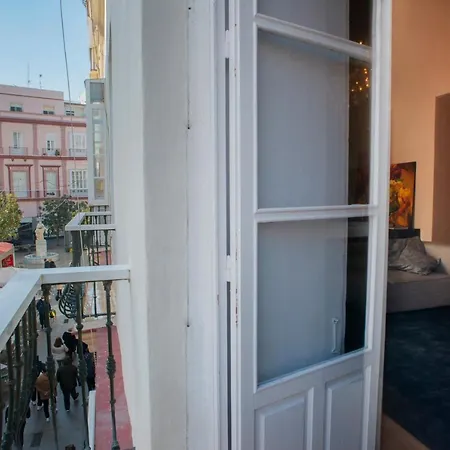 Casa Plaza De Flores Grupo Ac Gestion * カディス